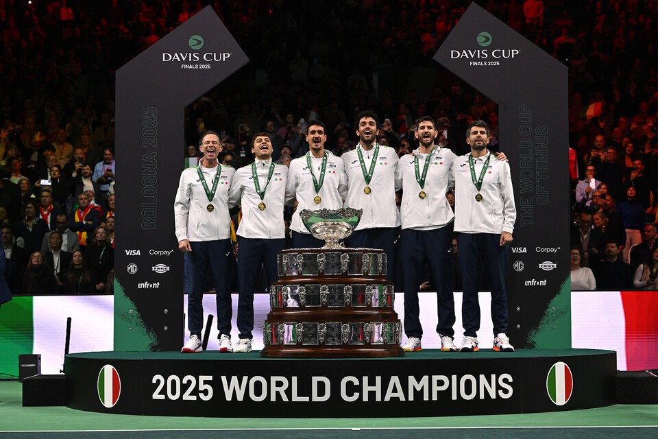 이탈리아, 21세기 첫 데이비스컵 3연패, 통산 V4. 2년 연속 데이비스컵&... - 뉴스 썸네일 이미지
