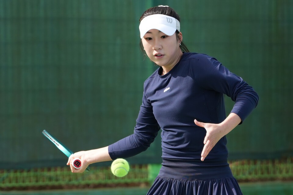 [여수오픈] 남여 톱시드 신우빈·장가을 승리하며 단식 8강 진출 - 뉴스 썸네일 이미지