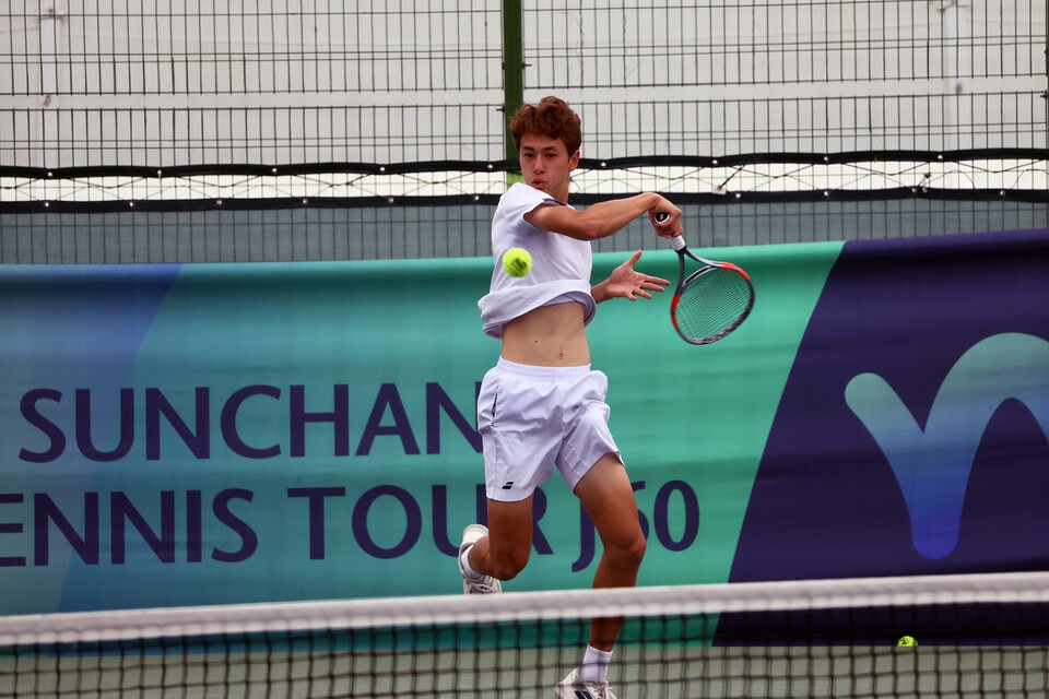 양다니엘, 마산상고 투수 출신 아버지 DNA?..."태극마크+ATP 투어 선수"  ... - 뉴스 썸네일 이미지